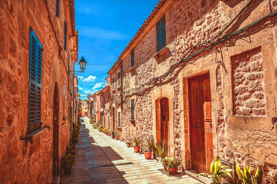 Rent a Car in Alcudia: Easy Ways to Explore Mallorca's North Coast